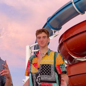 Meet your Posher, Isaac